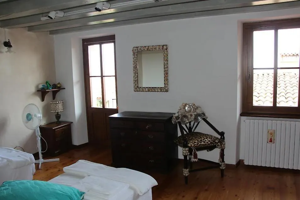 GainoThe Olive House, Garden And Pool别墅 0*, Gaino 意大利